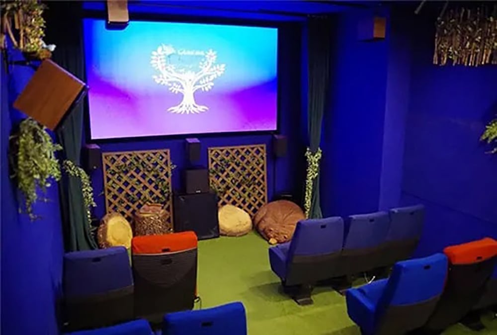 写真:CINEMA Chupki TABATAの館内