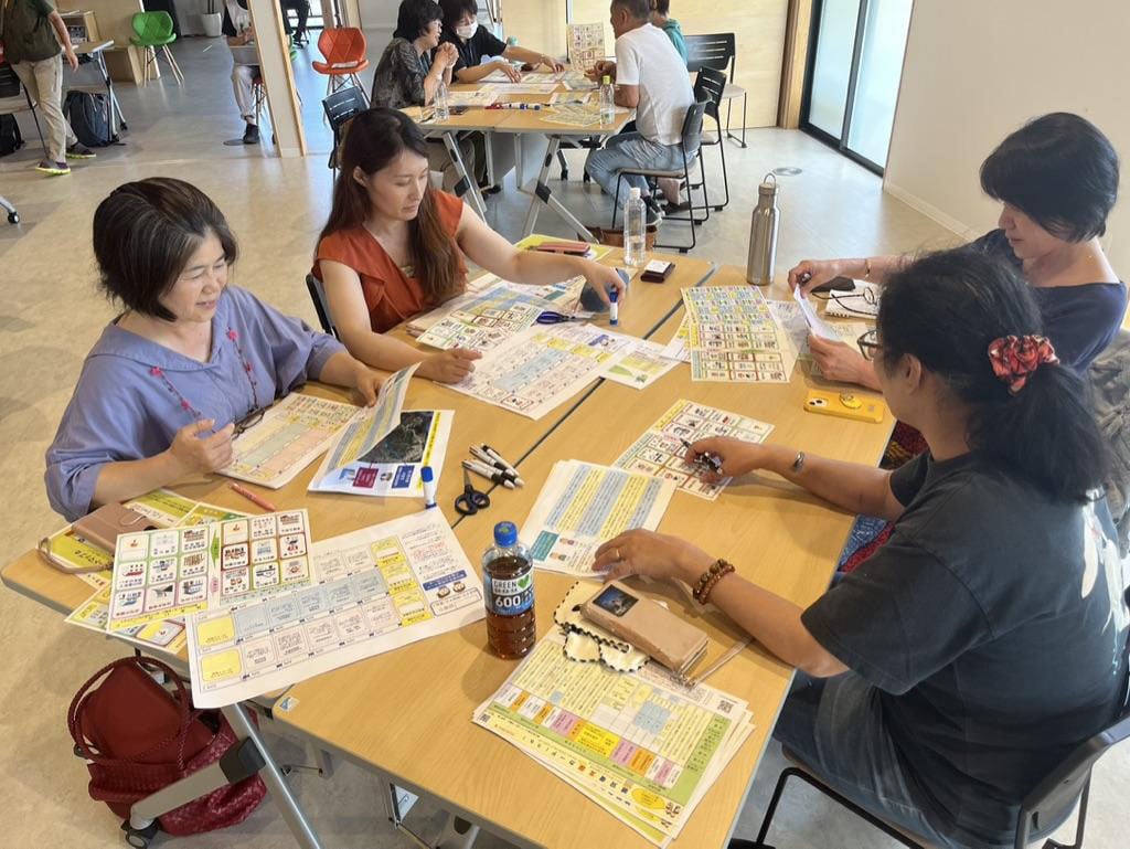 被災者支援カードを使った訓練の様子