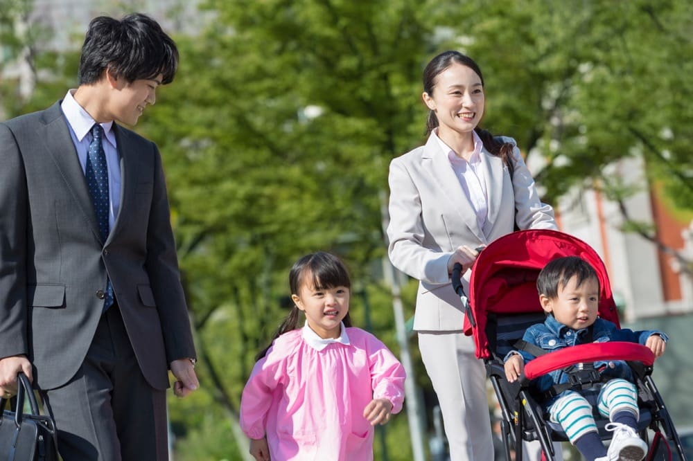 家族一同で出勤