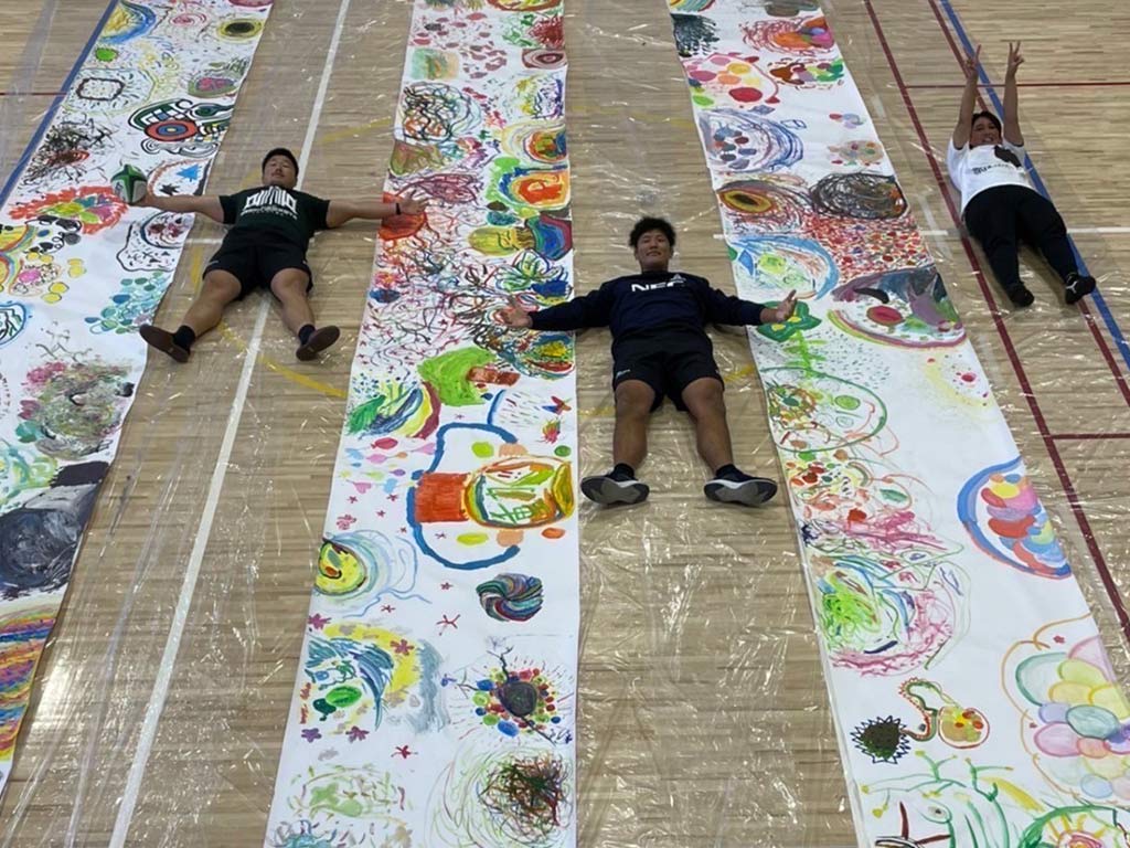 写真：小学校での実施したイベントの様子