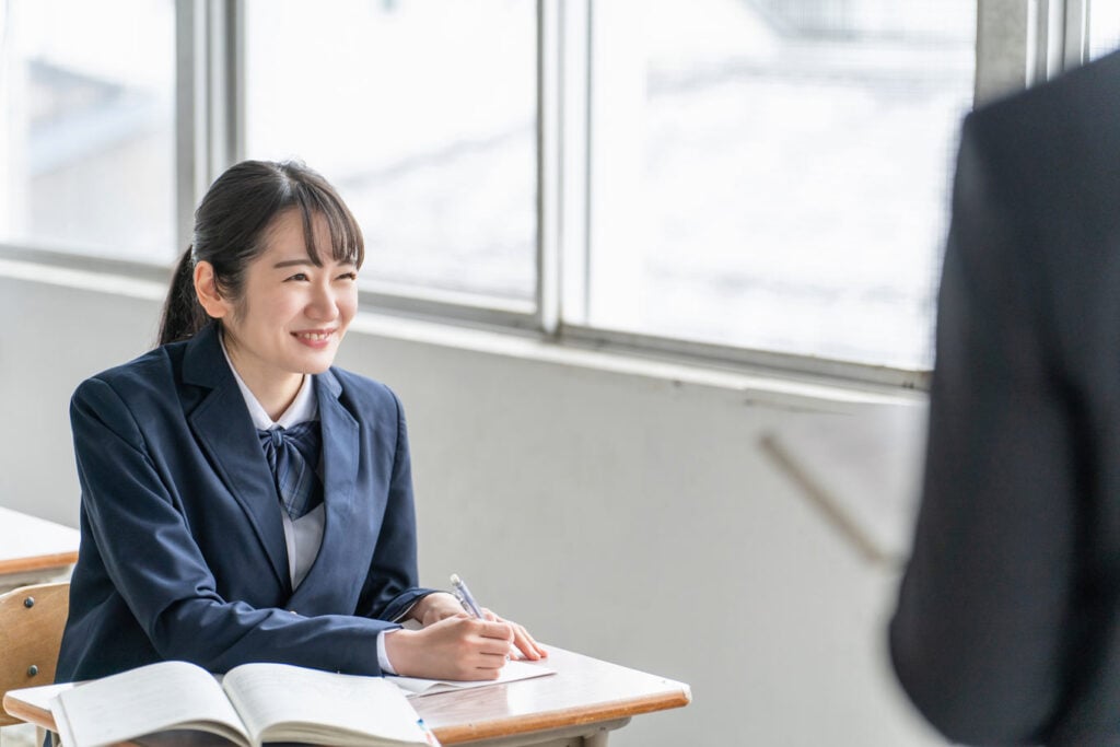 奨学金の給付を受けながら学ぶ学生