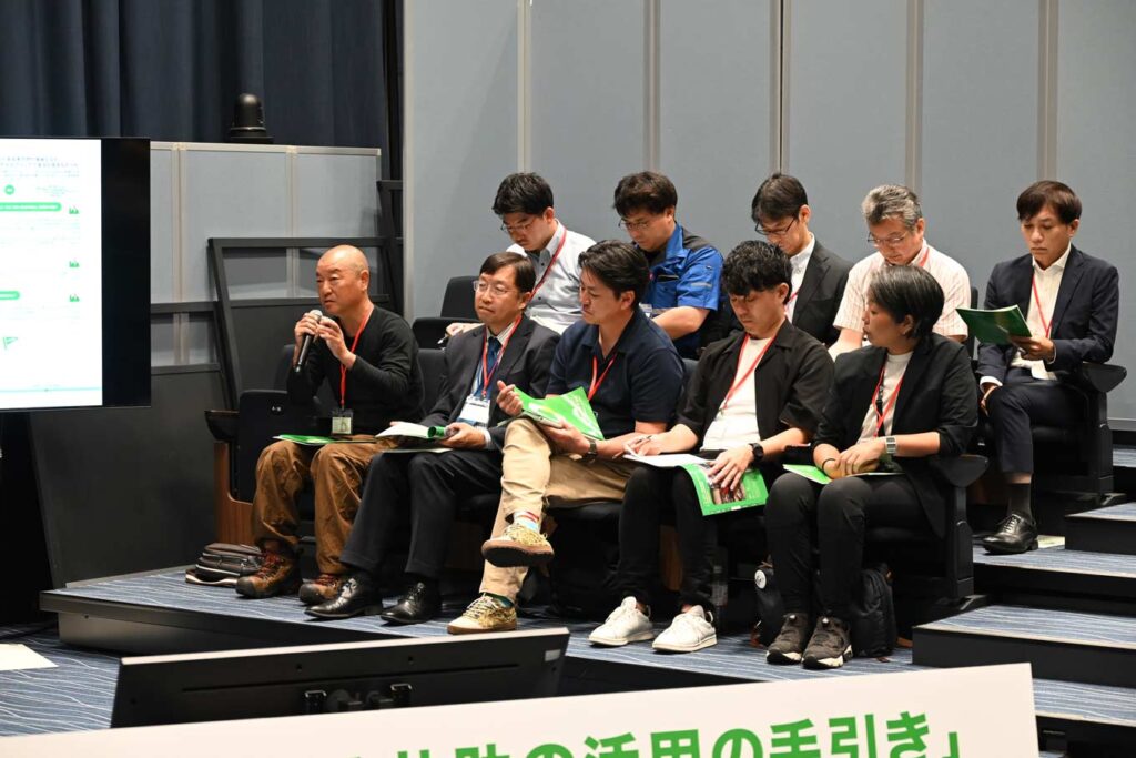 写真：トークセッションでの登壇者たちの様子